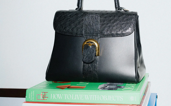 Delvaux right